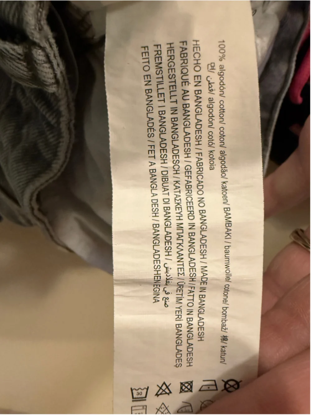 Pull & Bear Women's Acid Wash Gray Straight Leg Raw Hem High Rise Sz 2 - Picture 9 of 10